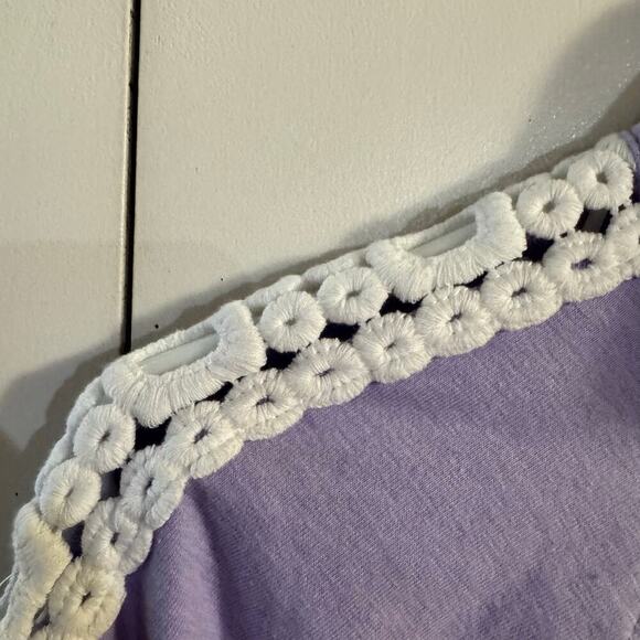 LILLY PULITZER Women’s Skipper Popover Size Medium Peek-A-Boo Lace Sleeve Lilac - Picture 9 of 10